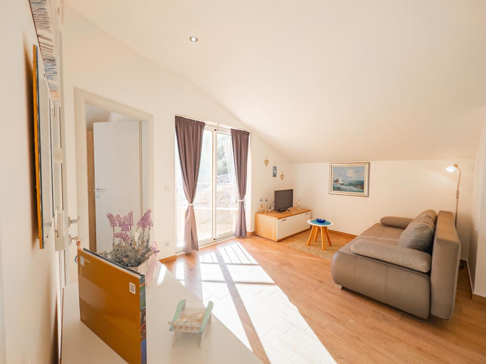 Regina Del Mare Apartment Slatine Exterior photo