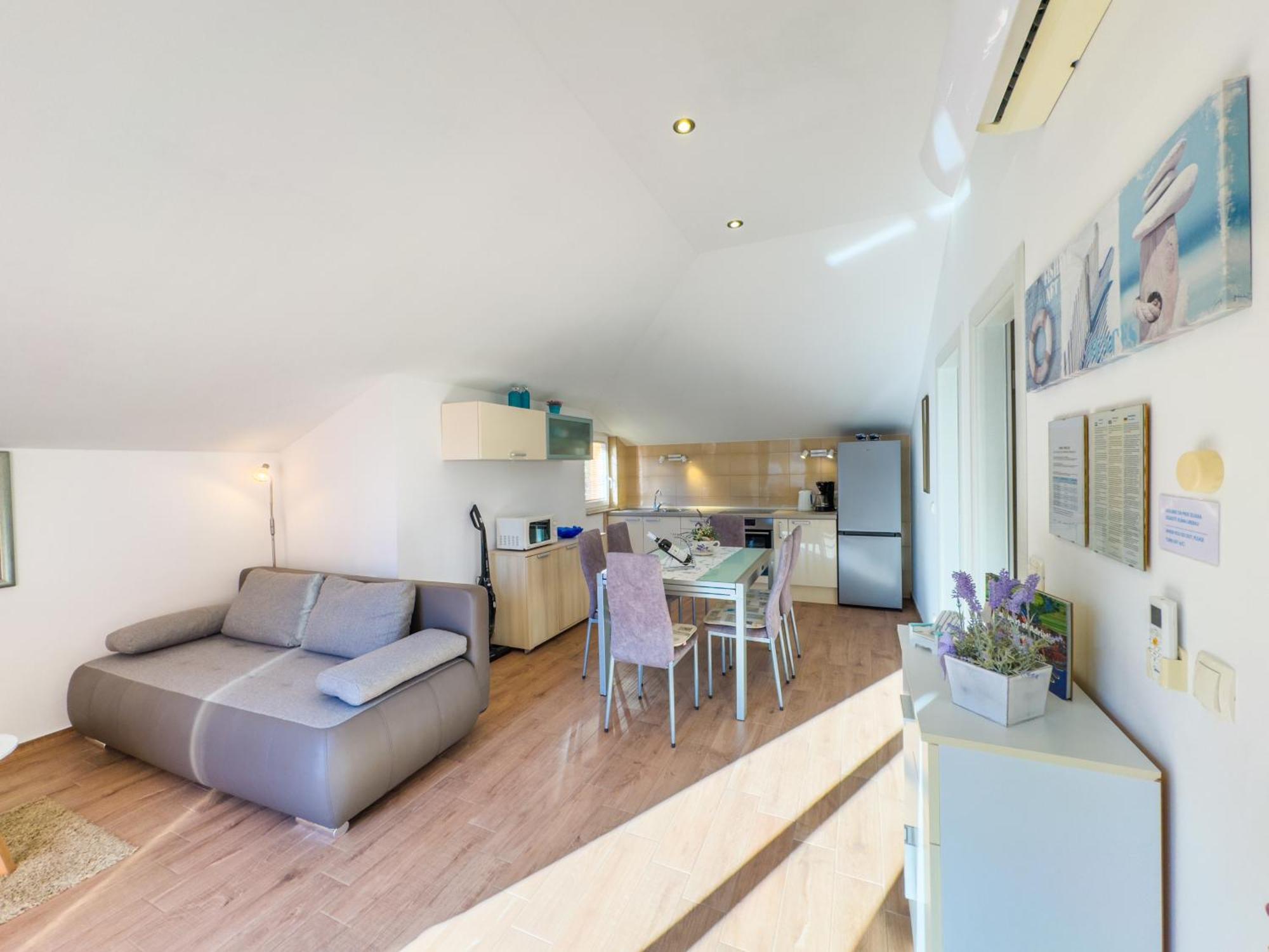 Regina Del Mare Apartment Slatine Exterior photo