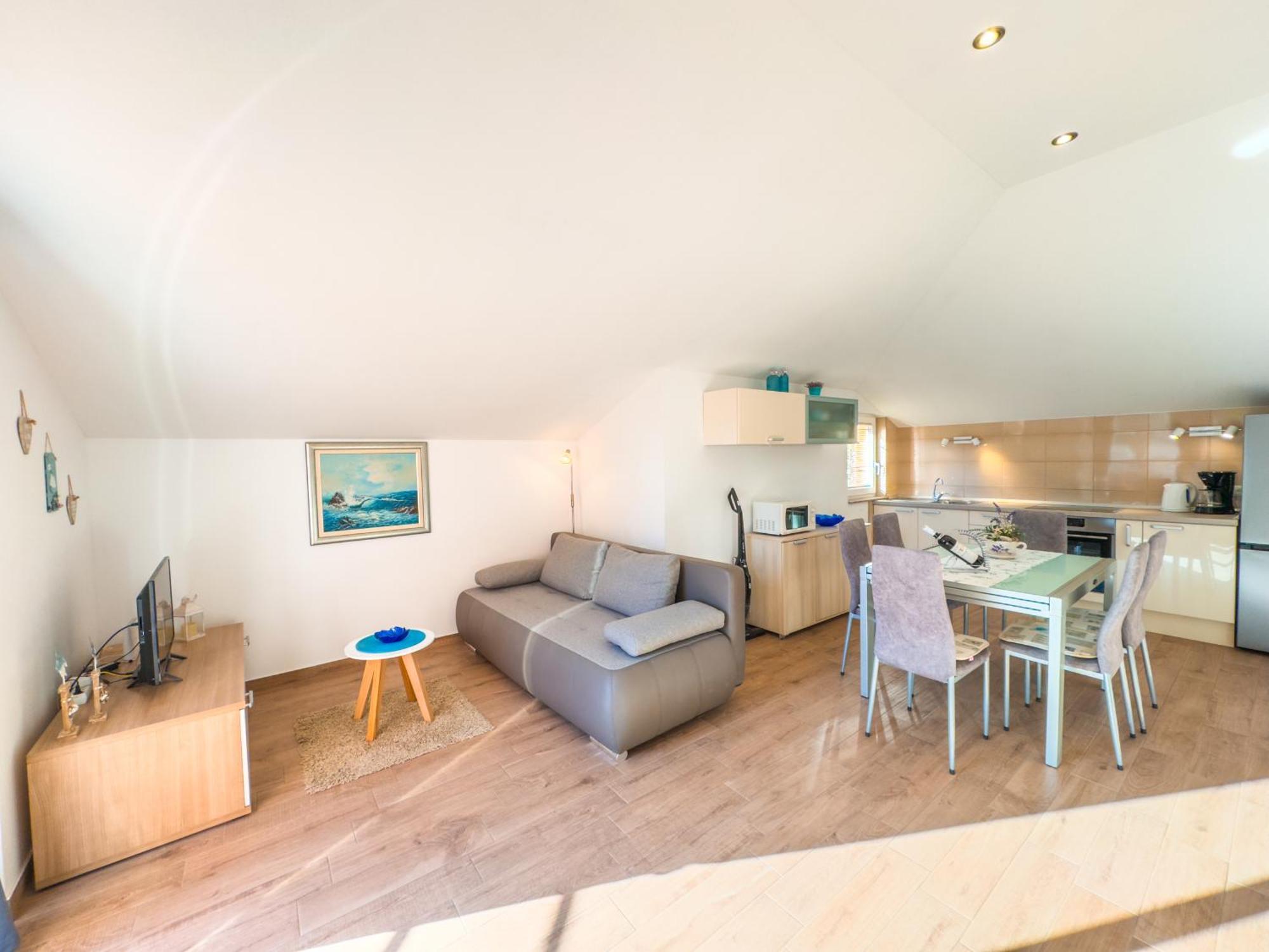 Regina Del Mare Apartment Slatine Exterior photo
