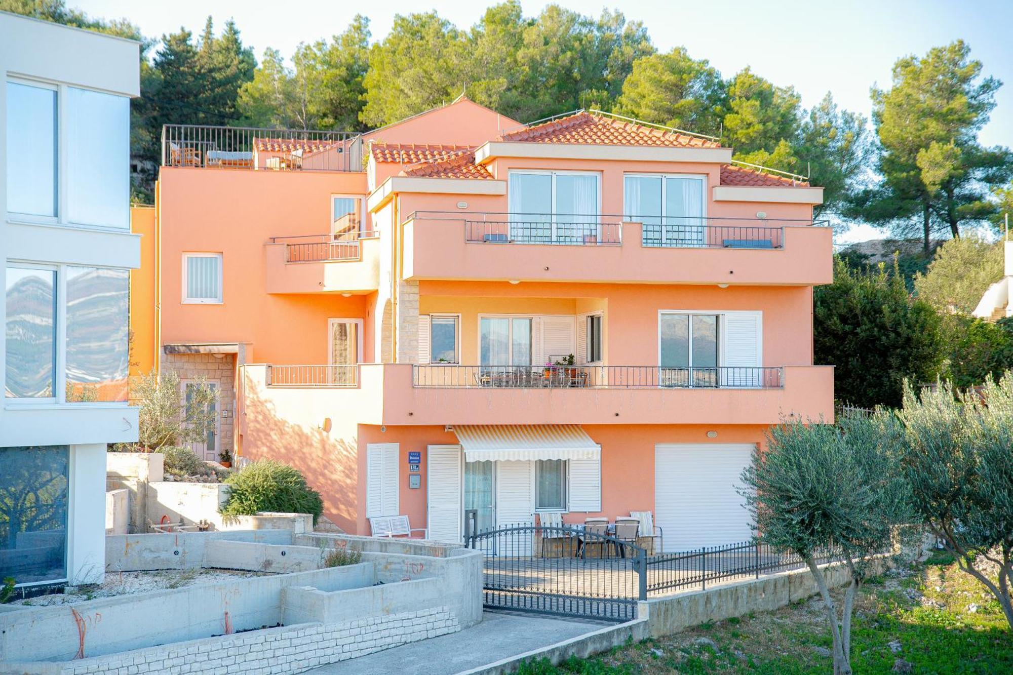 Regina Del Mare Apartment Slatine Exterior photo