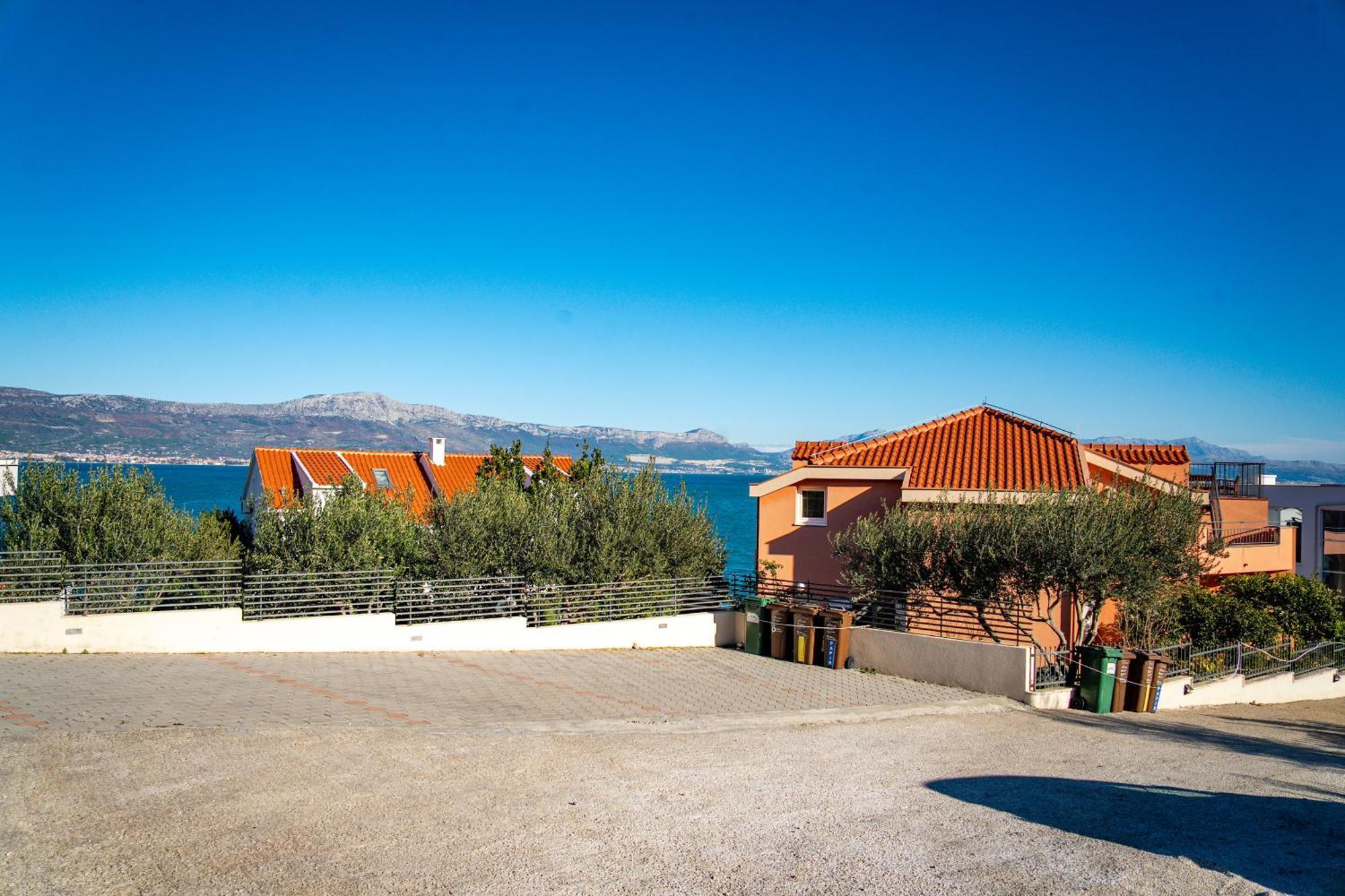 Regina Del Mare Apartment Slatine Exterior photo